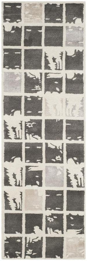 Safavieh Bella 130 Hand Tufted Wool Rug BEL130A-24