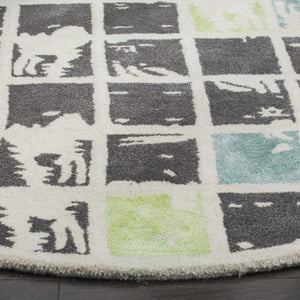 Safavieh Bella 130 Hand Tufted Wool Rug BEL130B-24