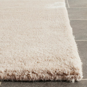 Safavieh Bella 131 Hand Tufted 50% Wool/50% Viscose Rug BEL131C-24
