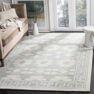 Safavieh Bella 132 Hand Tufted Wool Rug BEL132B-24