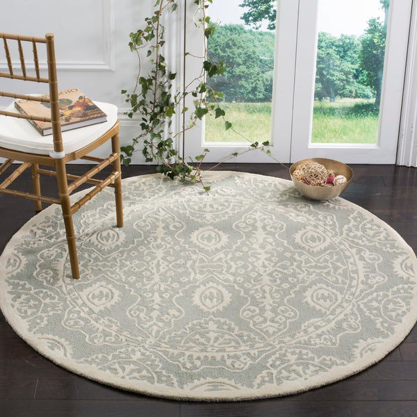 Safavieh Bella 134 Hand Tufted Wool Rug BEL134B-24