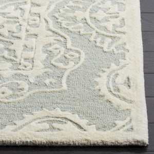 Safavieh Bella 134 Hand Tufted Wool Rug BEL134B-24