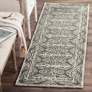 Safavieh Bella 134 Hand Tufted Wool Rug BEL134C-24