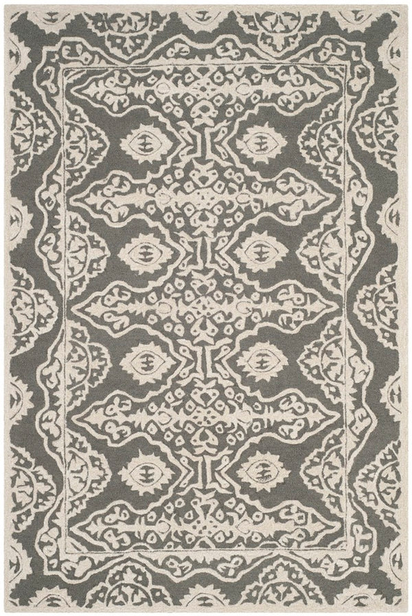 Safavieh Bella 134 Hand Tufted Wool Rug BEL134C-24