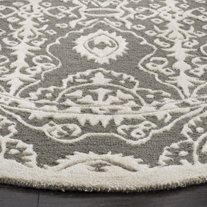 Safavieh Bella 134 Hand Tufted Wool Rug BEL134C-24