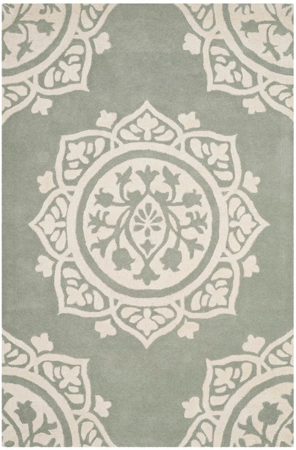 Safavieh Bella 136 Hand Tufted Wool Rug BEL136A-24