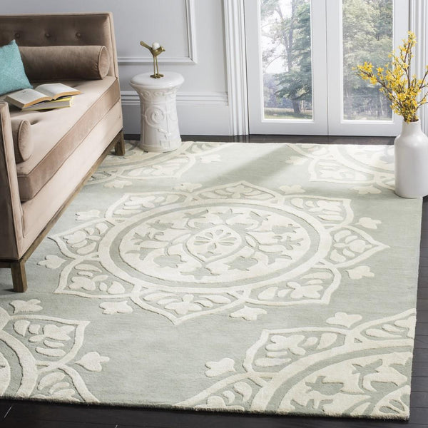 Safavieh Bella 136 Hand Tufted Wool Rug BEL136A-24