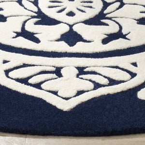 Safavieh Bella 136 Hand Tufted Wool Rug BEL136B-24