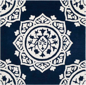 Safavieh Bella 136 Hand Tufted Wool Rug BEL136B-24