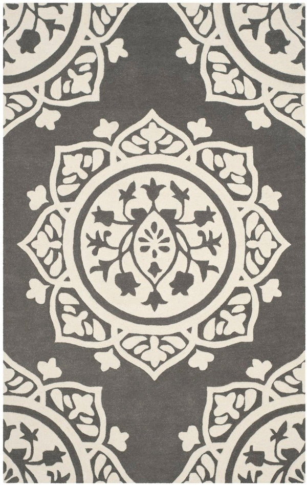 Safavieh Bella 136 Hand Tufted Wool Rug BEL136C-24