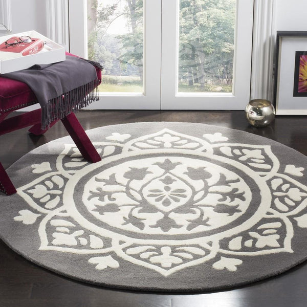 Safavieh Bella 136 Hand Tufted Wool Rug BEL136C-24