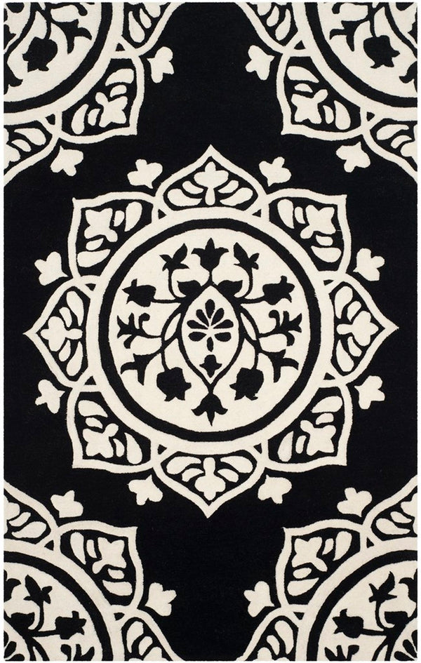 Safavieh Bella 136 Hand Tufted Wool Rug BEL136D-24