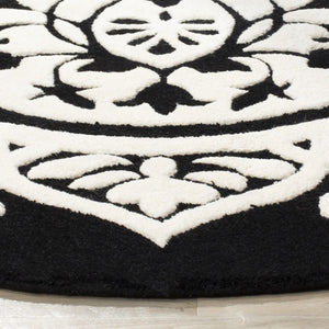 Safavieh Bella 136 Hand Tufted Wool Rug BEL136D-24