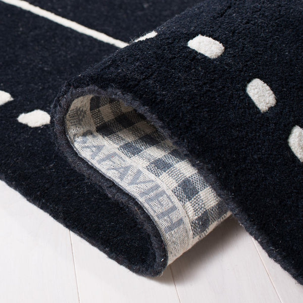 Safavieh Bella 151 Hand Tufted Wool Contemporary Rug BEL151E-9SQ