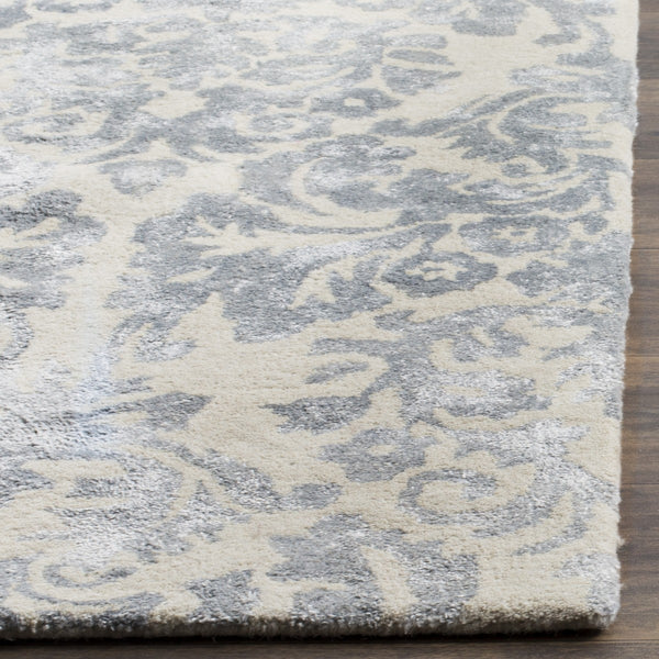 Safavieh Bella 156 Hand Tufted 60% Wool/25% Viscose/15% Cotton Rug BEL156A-24