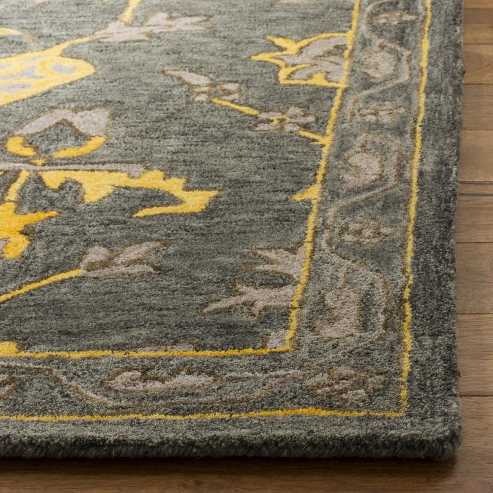 Safavieh Bella 671 Hand Tufted Wool Rug BEL671A-24