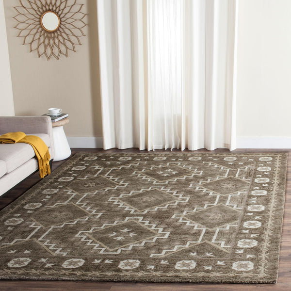 Safavieh Bella 672 Hand Tufted Wool Rug BEL672A-24