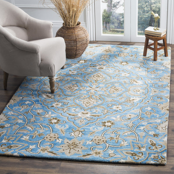Safavieh Bella 673 Hand Tufted Wool Rug BEL673C-24