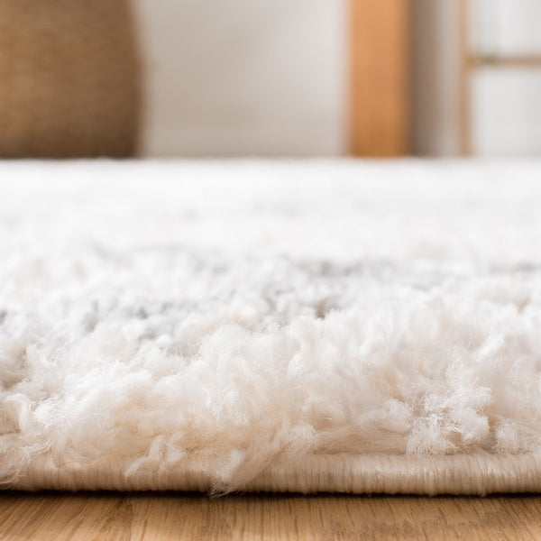 Safavieh Berber BFG628 Power Loomed Rug