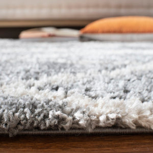 Safavieh Berber BFG628 Power Loomed Rug