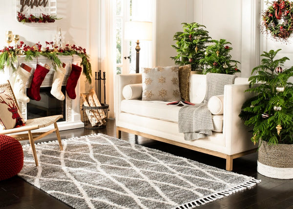 Safavieh Berber BFG628 Power Loomed Rug