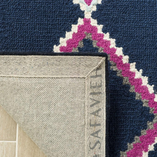 Safavieh Bellagio 563 Hand Tufted Wool Rug BLG563N-3