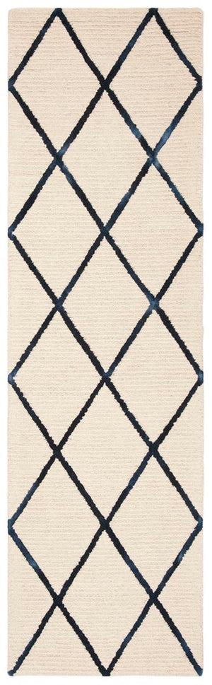 Safavieh Blossom 102 Hand Tufted Wool Rug BLM102N-28