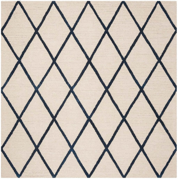 Safavieh Blossom 102 Hand Tufted Wool Rug BLM102N-28