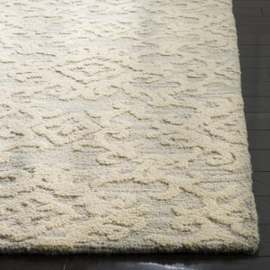 Safavieh Blossom 104  Hand Tufted 100% Wool Pile Rug BLM104A-8SQ
