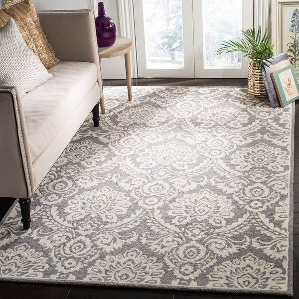 Safavieh Blossom BLM106 Hand Tufted Rug