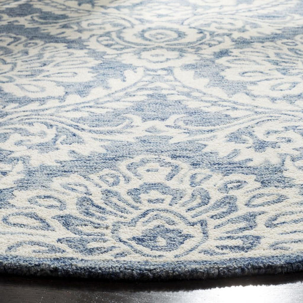 Safavieh Blossom BLM106 Hand Tufted Rug