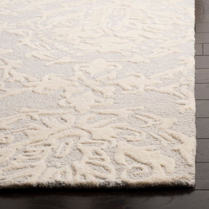 Safavieh Blossom 107 Hand Tufted Wool Rug BLM107A-9