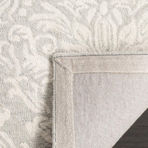 Safavieh Blossom 107 Hand Tufted Wool Rug BLM107C-9