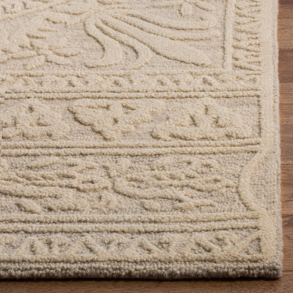 Safavieh Blossom 109 Hand Tufted Wool Rug BLM109F-9