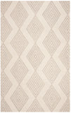 Safavieh Blossom 111 Hand Tufted Wool Rug BLM111A-28