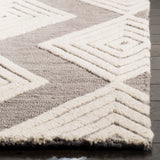 Safavieh Blossom BLM111 Hand Tufted Rug