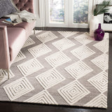 Safavieh Blossom 111 Hand Tufted Wool Rug BLM111F-28