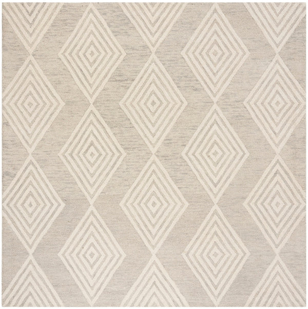 Safavieh Blossom 111 Hand Tufted Wool Rug BLM111G-57