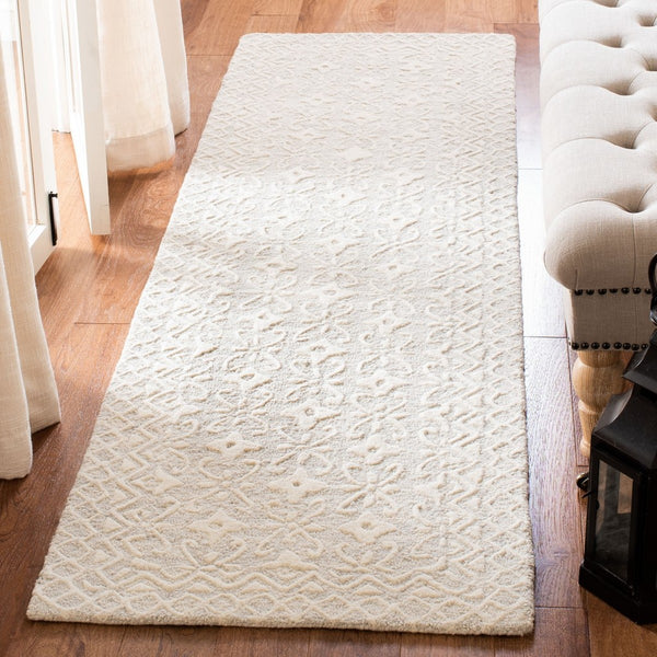 Safavieh Blossom 114 Hand Tufted Wool Rug BLM114F-9