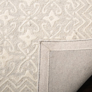Safavieh Blossom 114 Hand Tufted Wool Rug BLM114F-9