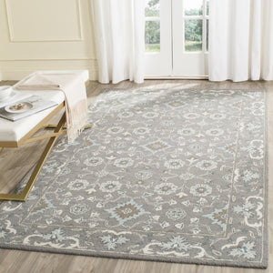 Safavieh Blossom BLM218 Rug