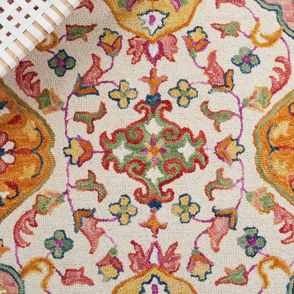 Safavieh Blossom 456 Hand Tufted Wool Rug BLM456A-9