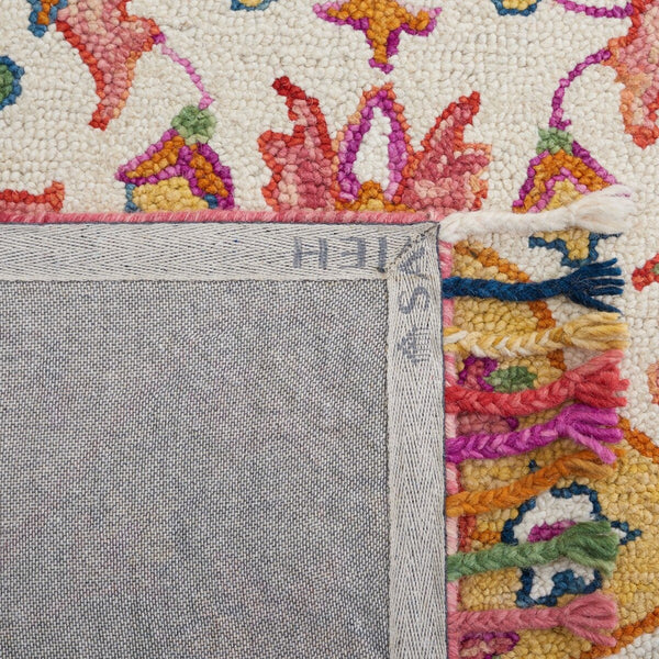 Safavieh Blossom 456 Hand Tufted Wool Rug BLM456A-9
