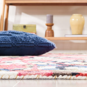 Safavieh Blossom 460 Floral Hand Tufted Rug Green / Ivory BLM460Y-8