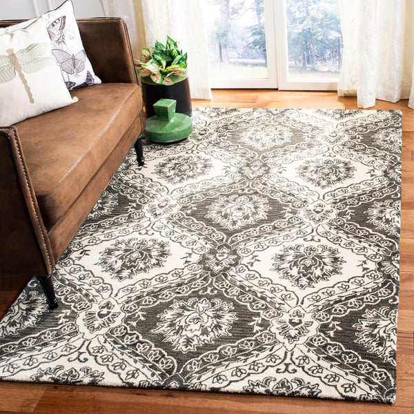 Safavieh Blossom BLM601 Rug