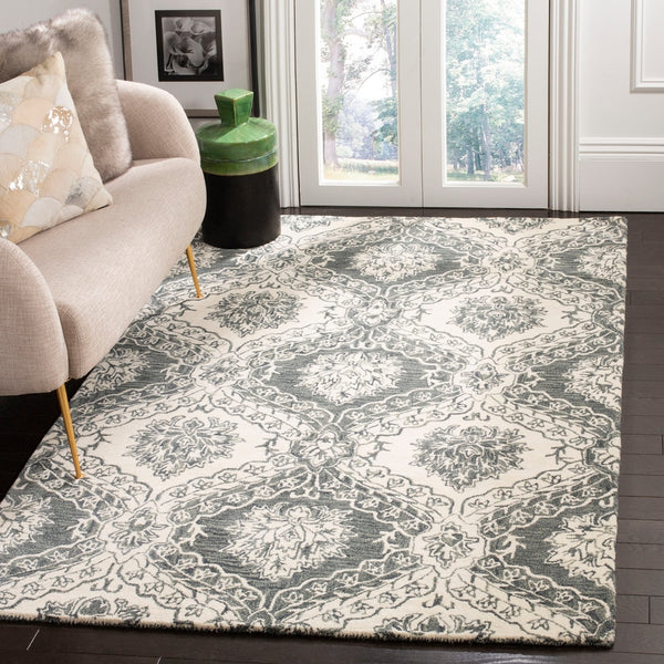 Safavieh Blossom BLM601 Rug