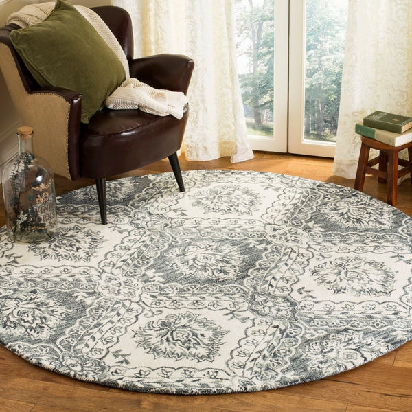 Safavieh Blossom BLM601 Rug