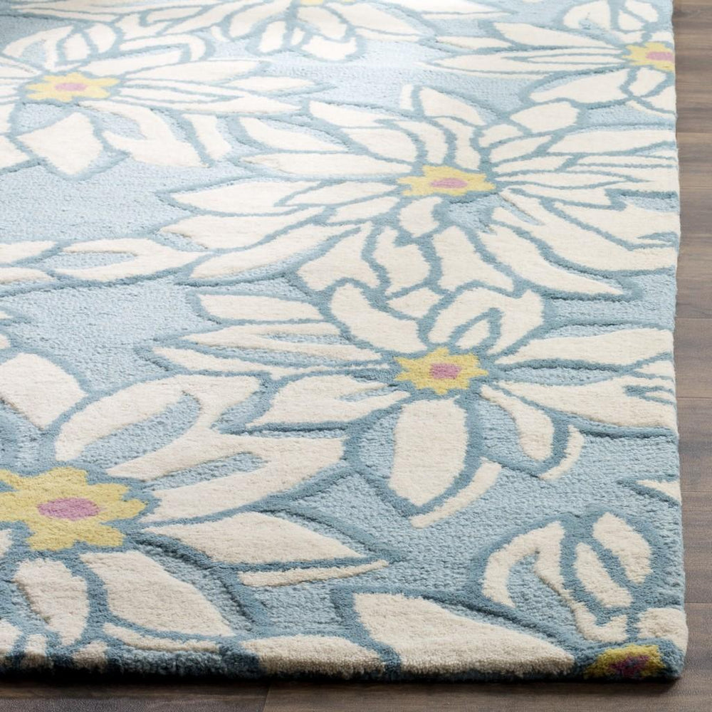 Safavieh Blossom BLM924 Rug