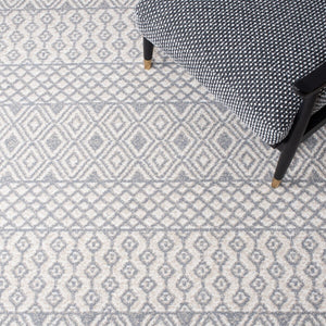 Safavieh Belmont 132 Power Loomed Polypropylene Pile Bohemian Rug BMT132A-9