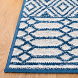 Safavieh Belmont 132 Power Loomed Polypropylene Pile Bohemian Rug BMT132N-9